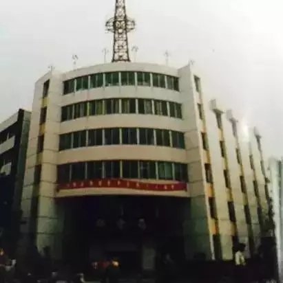 exke3hfxc5n15212.jpg