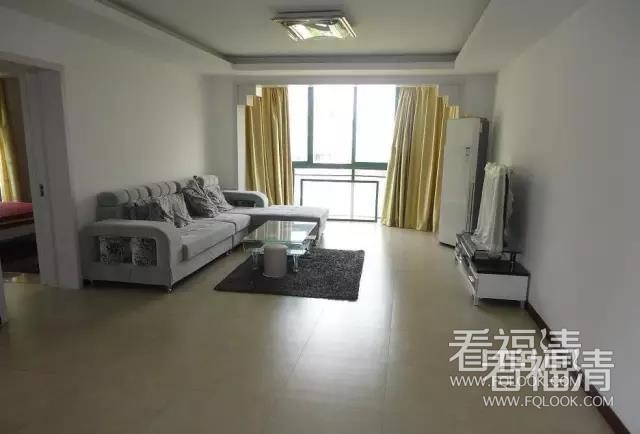 nb2gcwol1hk35800.jpg