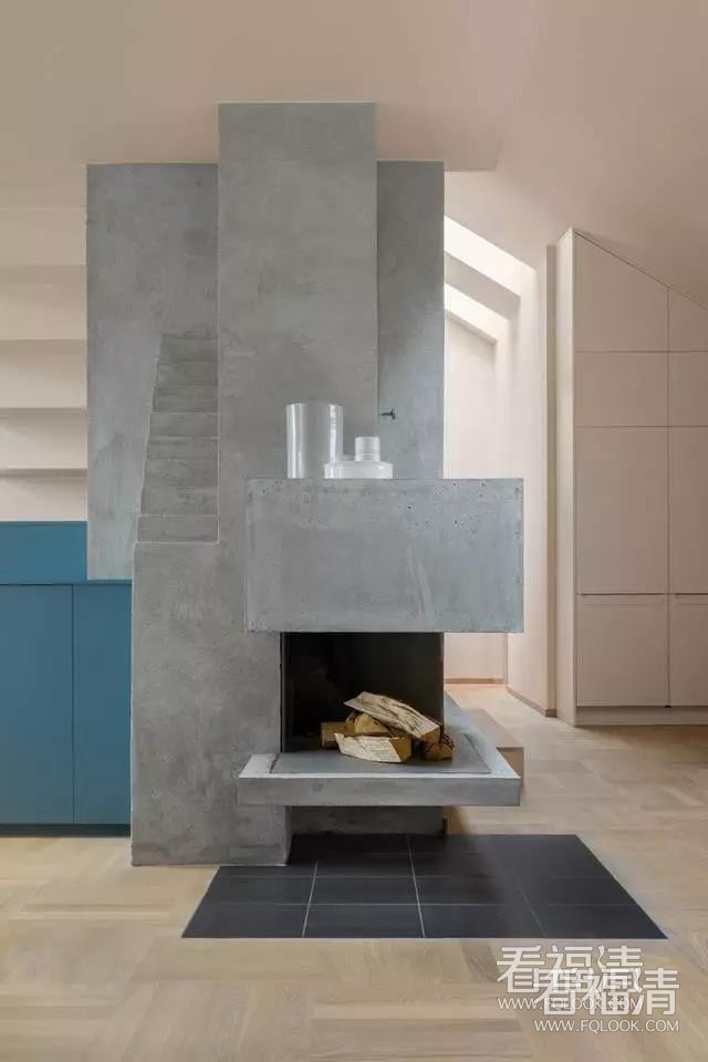 v0uqobtbsju30851.jpg