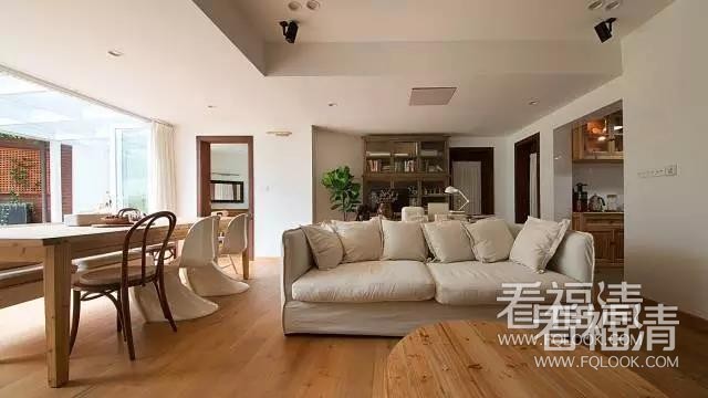 wfq4shelaja28559.jpg
