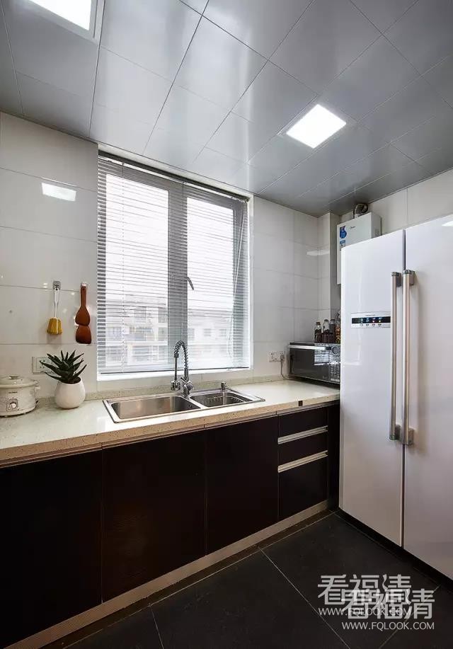 m5222eux4kw26510.jpg