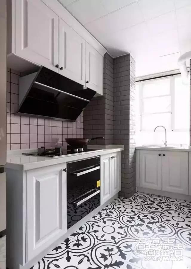 1polou0w4ch25956.jpg