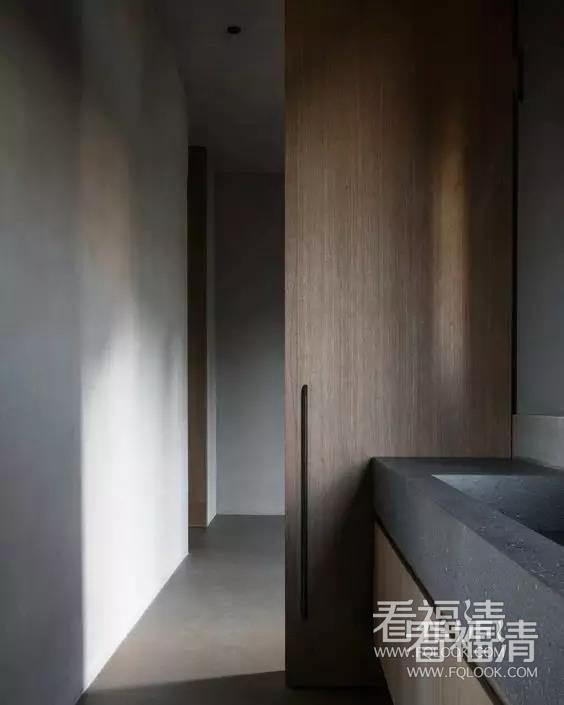 huu4syna3rp24891.jpg