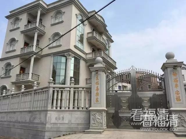 cktbtj15xpy9744.jpg