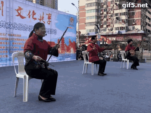 15xs0bqvryz3228.gif