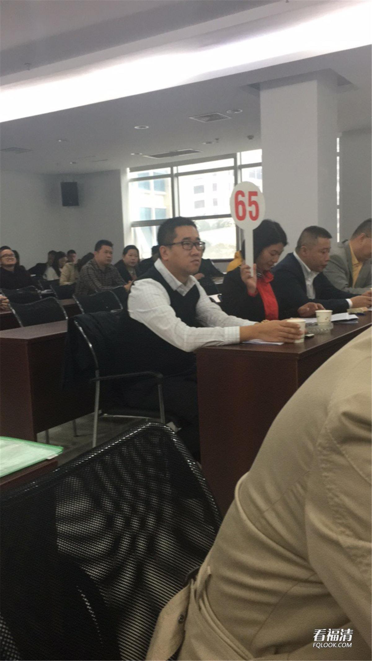 u5gbqb5xibr8207.jpg