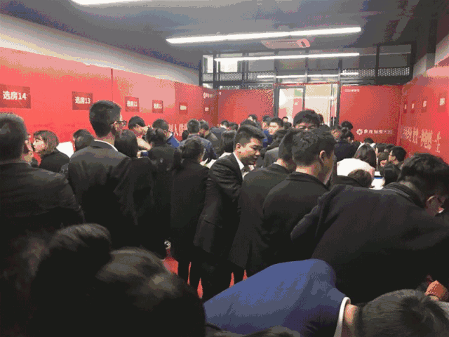 0km4t3p2vsx15145.gif