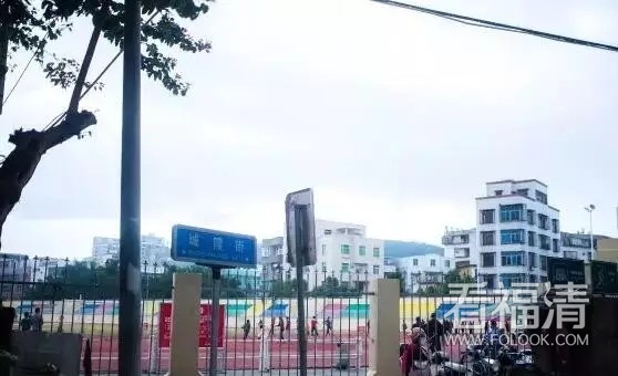 ujcxvjscay410778.jpg