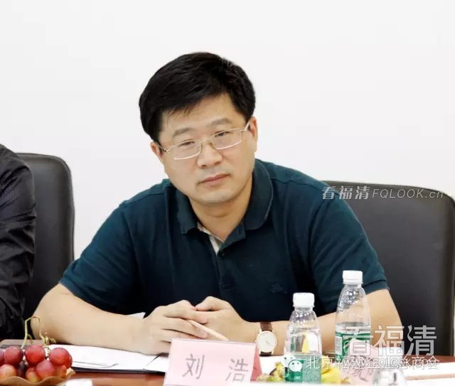 rwaaozyo3ut2491.jpg