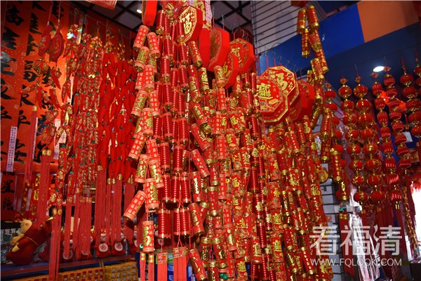 【郭成辉】牛气冲天 饰品、街灯红彤彤-郭成辉摄. (22)_副本.jpg