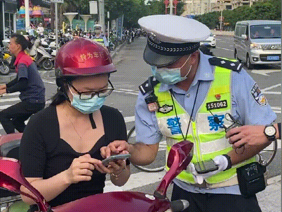 085606lt7wgdszd0t6aa09.gif