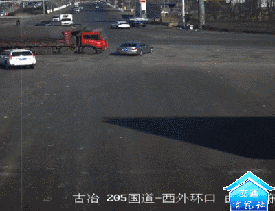 084004vkek6jj6697ofbso.gif