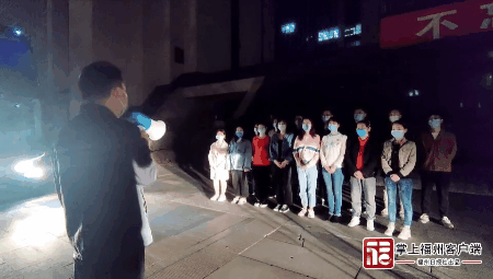 160643a8j1p58ji58njm54.gif