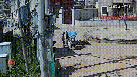 084122xyqmv2l22oaw2eql.gif
