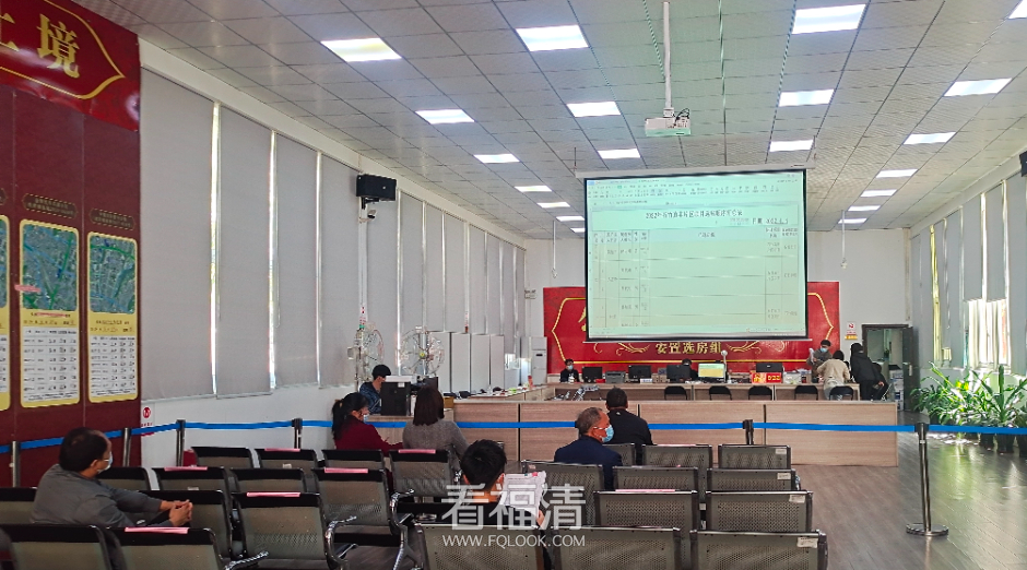 141007cjfbfm81qmq6tqcp.attach