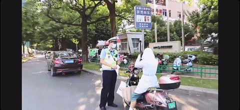 090509v5yyha9cdx500h4j.gif