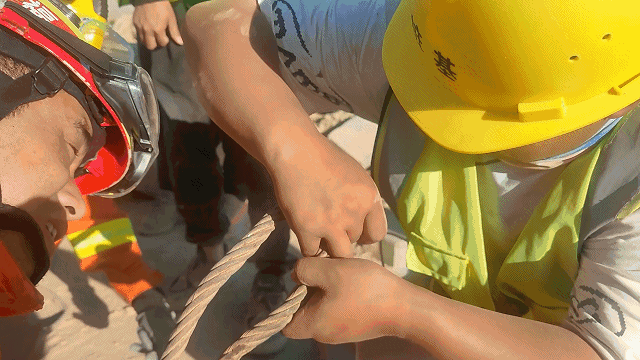 090218hbrwtdwbw02090g0.gif