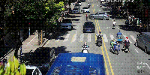 090701qzzvqytyyva8qvr4.gif
