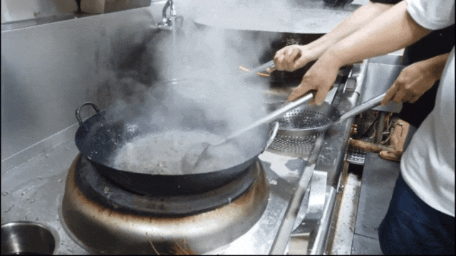 175128z6t1ncig5l4ii7en.gif