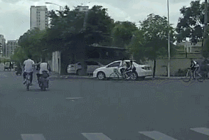 091548x3dvzm3ox9yccm33.gif
